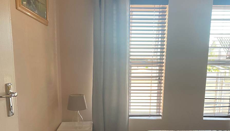 KHANYI's room