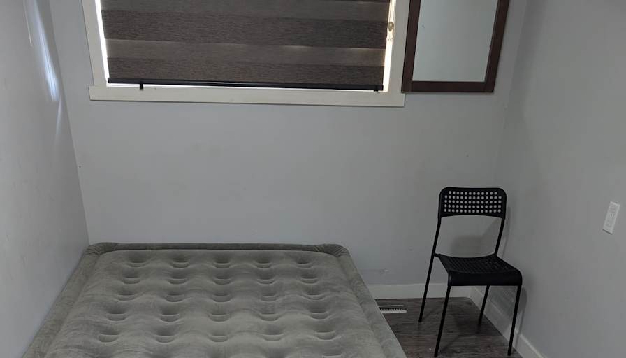 Dan's room