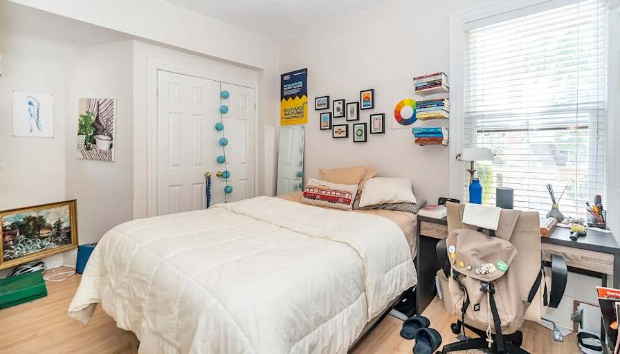 Kat's room