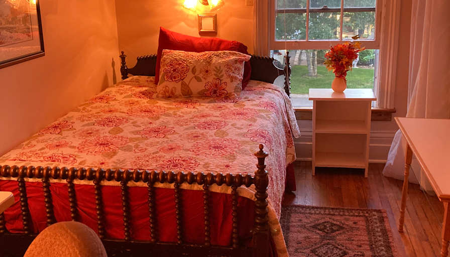 Dia Frid's room