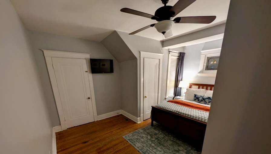Courtney's room