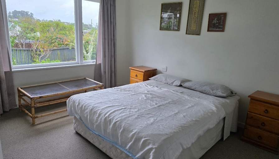 Carole's room