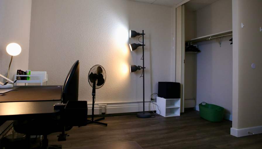 Minh (Wilson)'s room