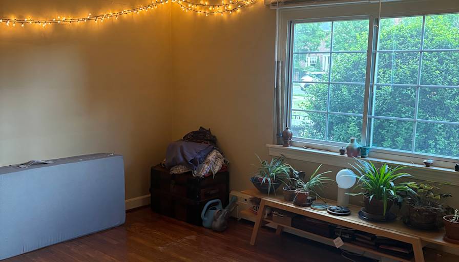 Victoria's room