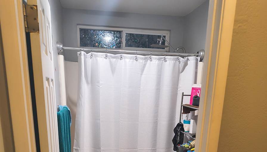 Toshiana's room