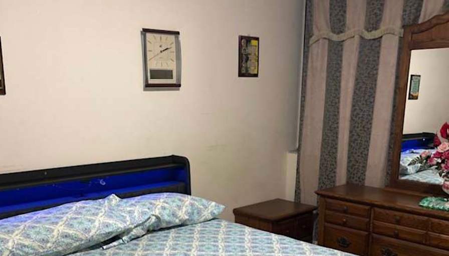 Donald Pinnock's room