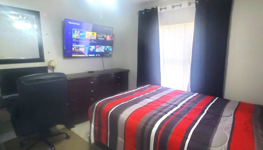 Jason Bryan, Realtor's room