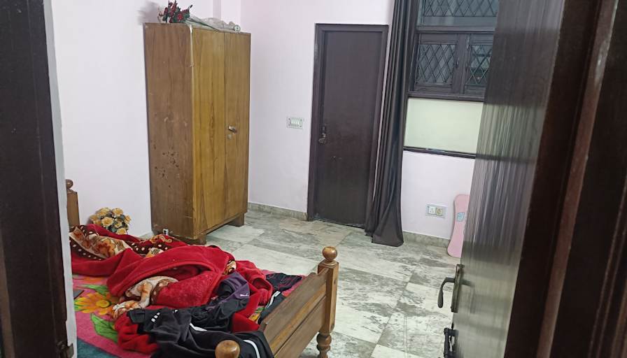 mansi swarup's room
