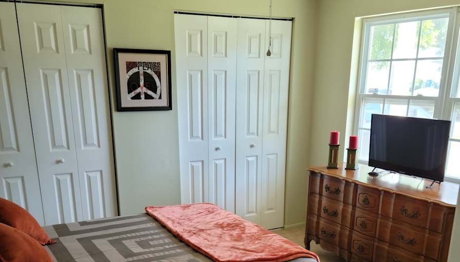 Lyne lheureux's room