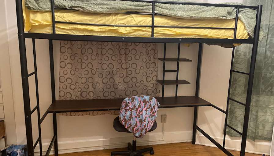 Han's room