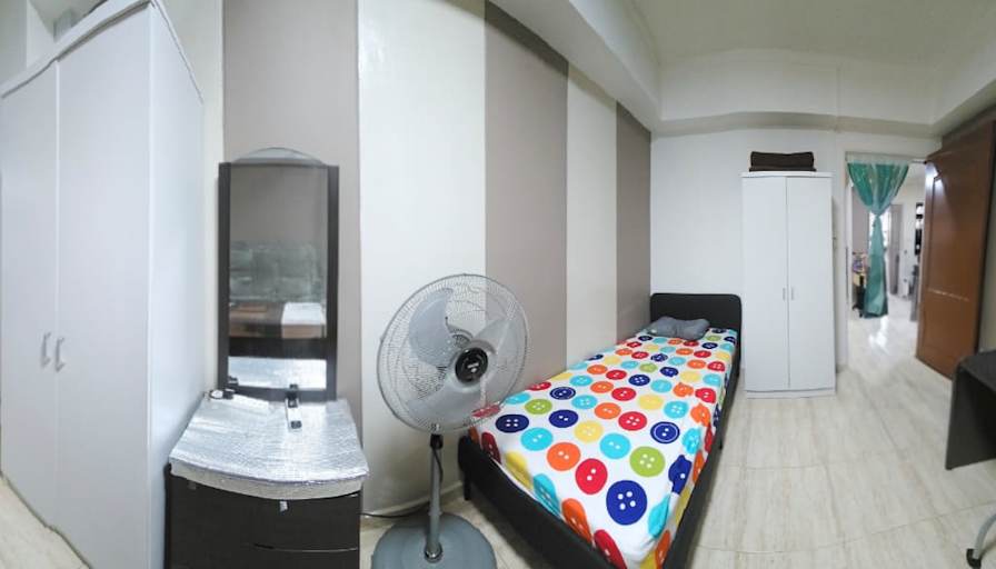 Vikie's room