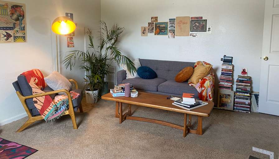 Anatta Vela's room