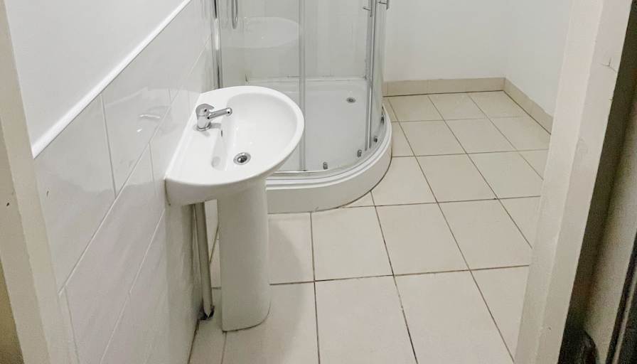 Upper Residence Property Ltd.'s room