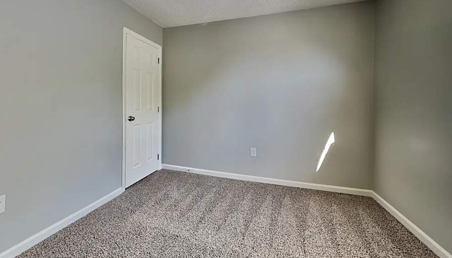 Thomas's room