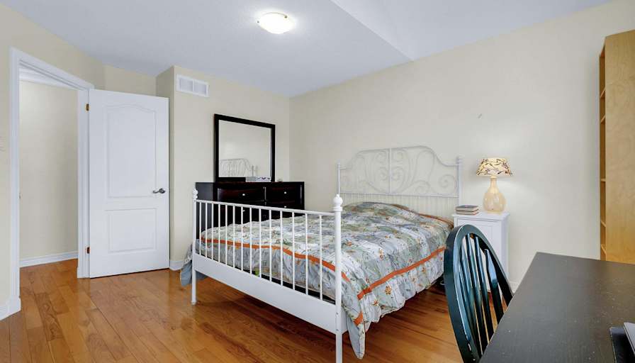 Rent In Ottawa Property Management Inc's room