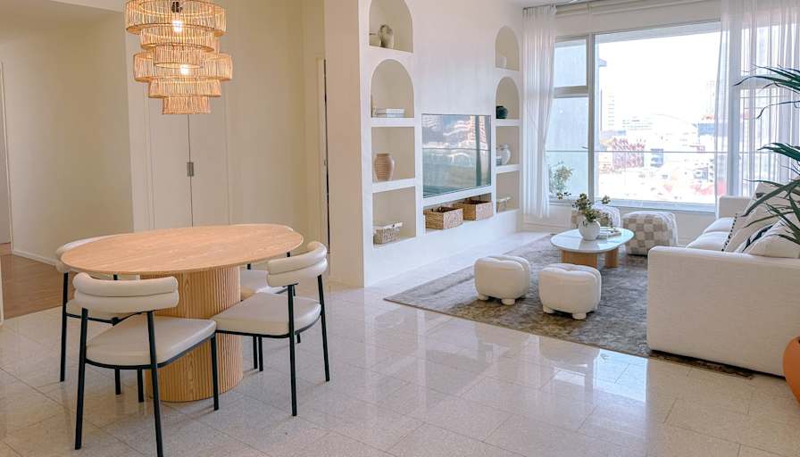 Hei Homes's room