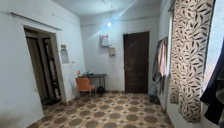 Laxman Garje's room
