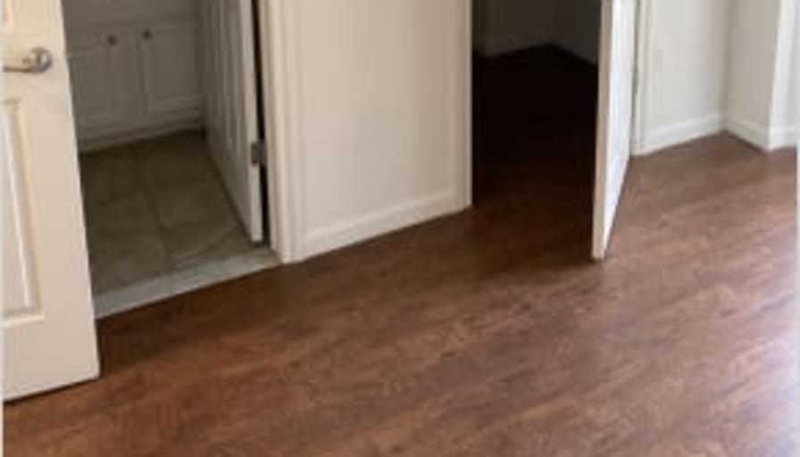 Hemant's room