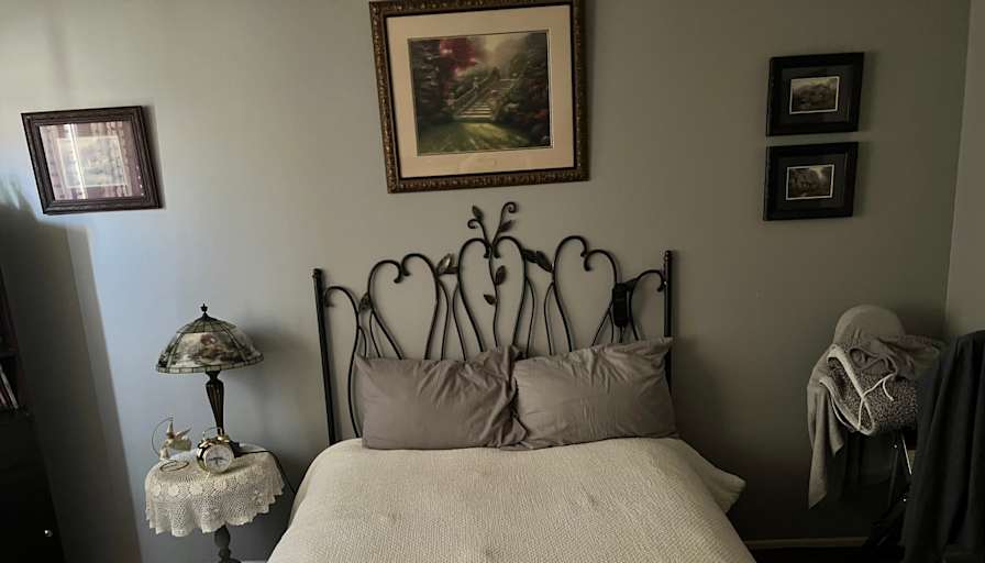 Arlette Medrano's room