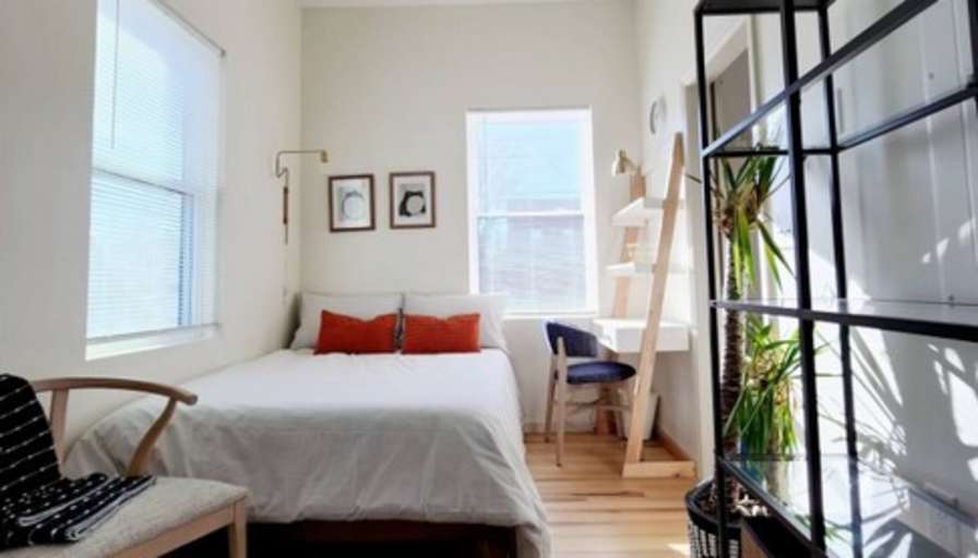 Romy's room