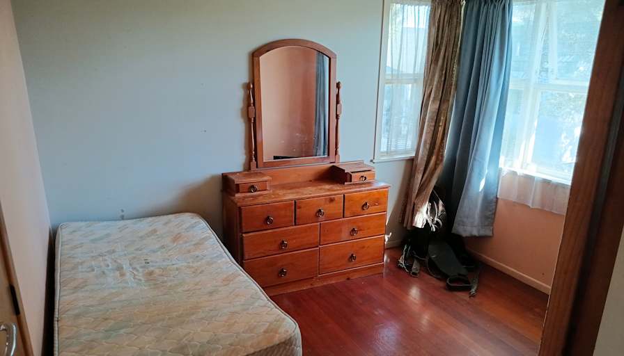 Steven's room