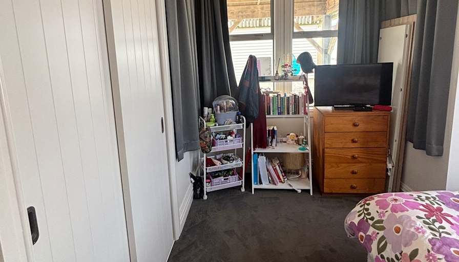 Hannah's room