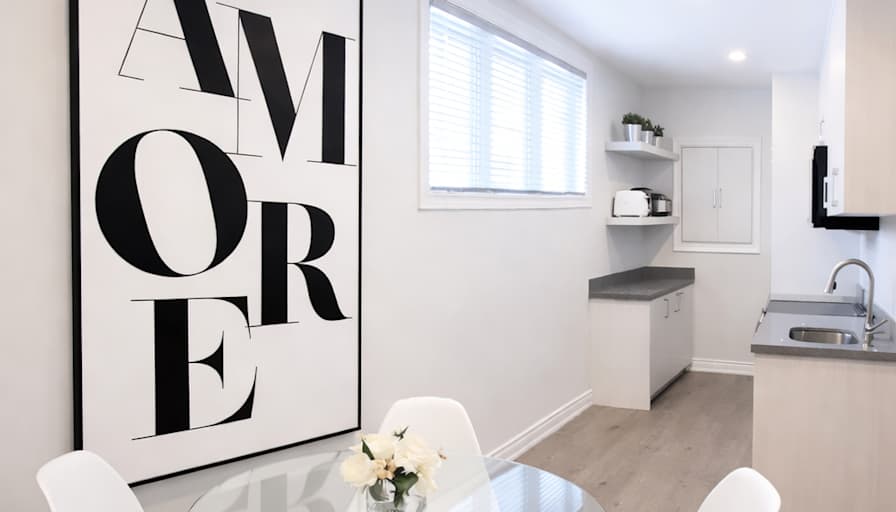 Elle's room