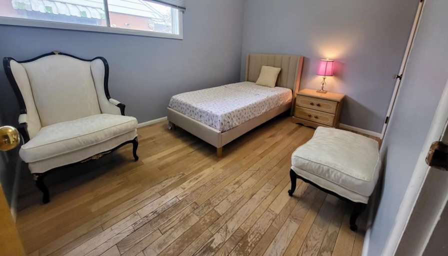 Samantha Luong's room