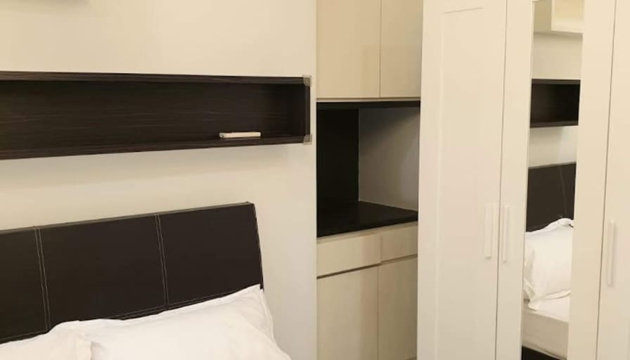 VVA EI's room