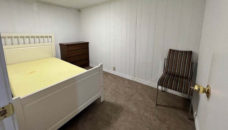 Iris's room