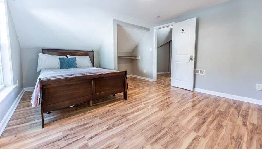 Anna's room