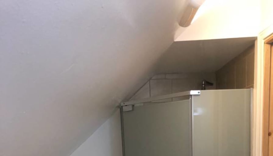 G Hon's room
