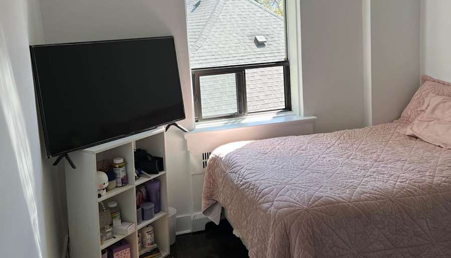 Antonio villanueva's room