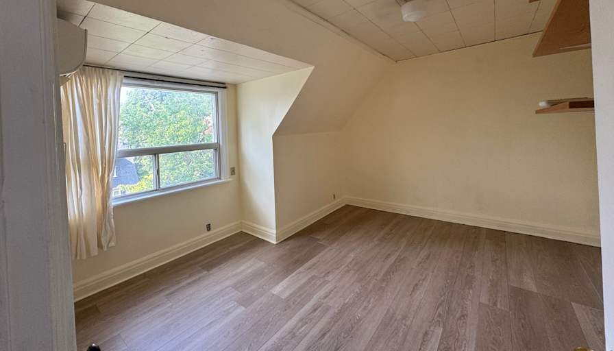 Julia's room
