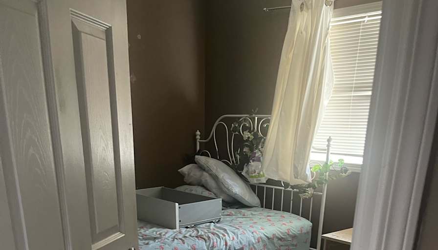 landlord's room