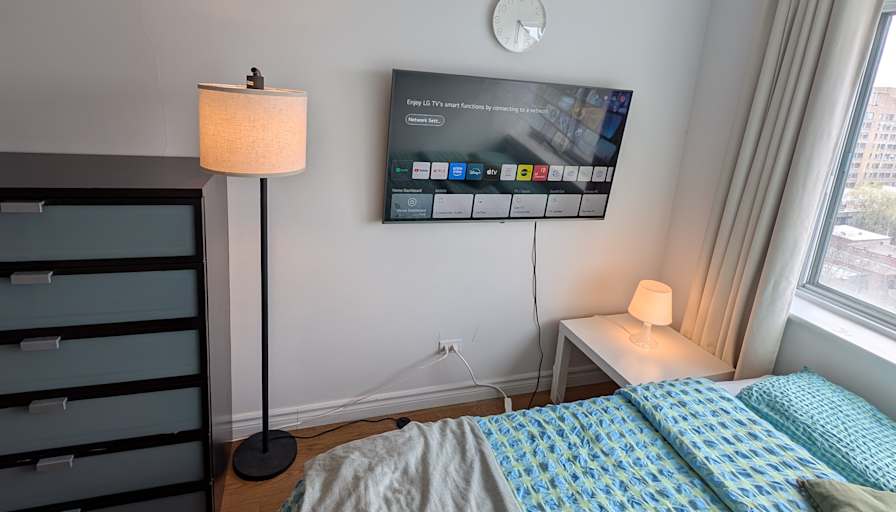Serdar's room
