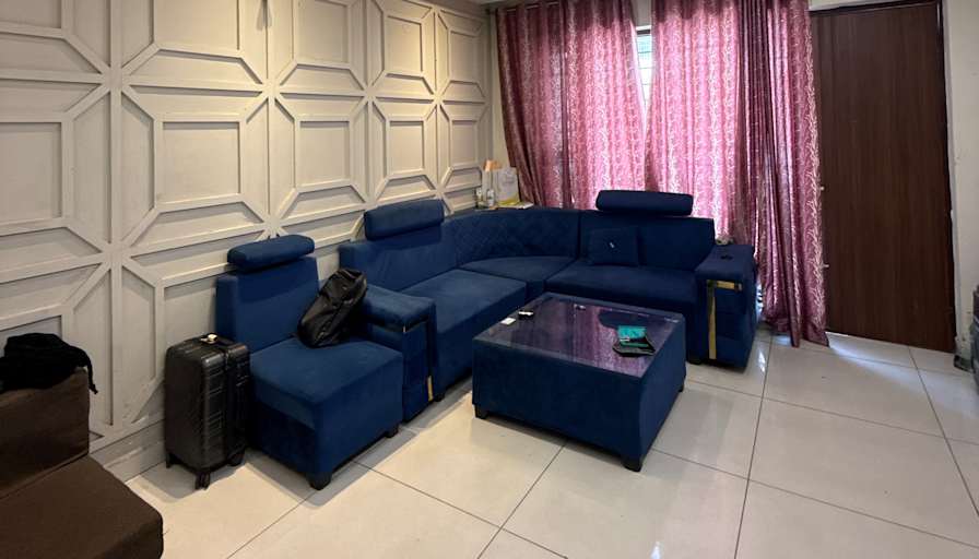 Rajveer's room