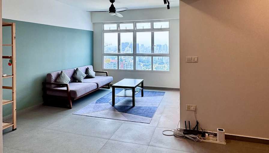 Thet Su's room