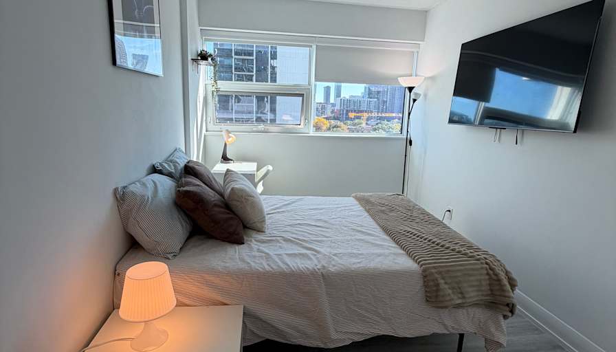 Guillermo's room