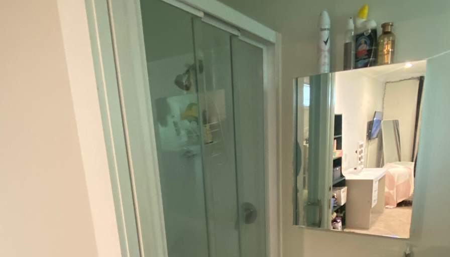 Kaitlyn's room