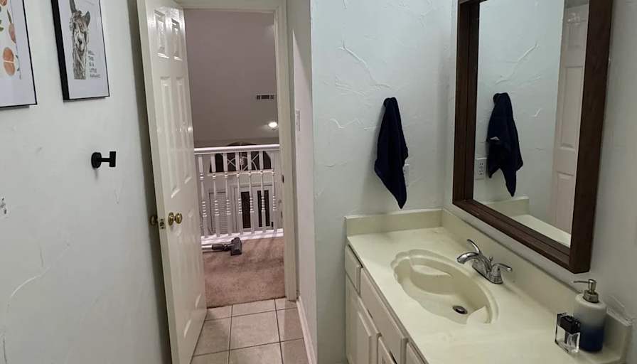 Kelvin D's room