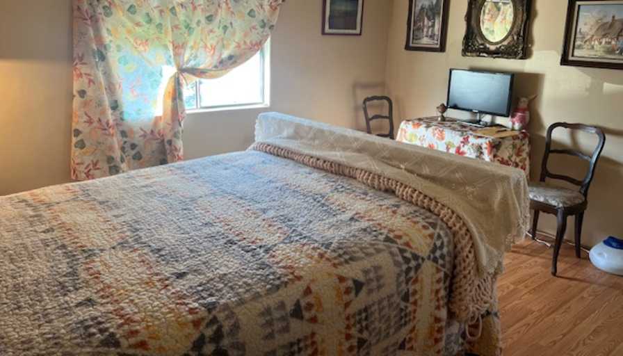 Rachel A's room