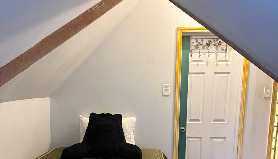Cote's room
