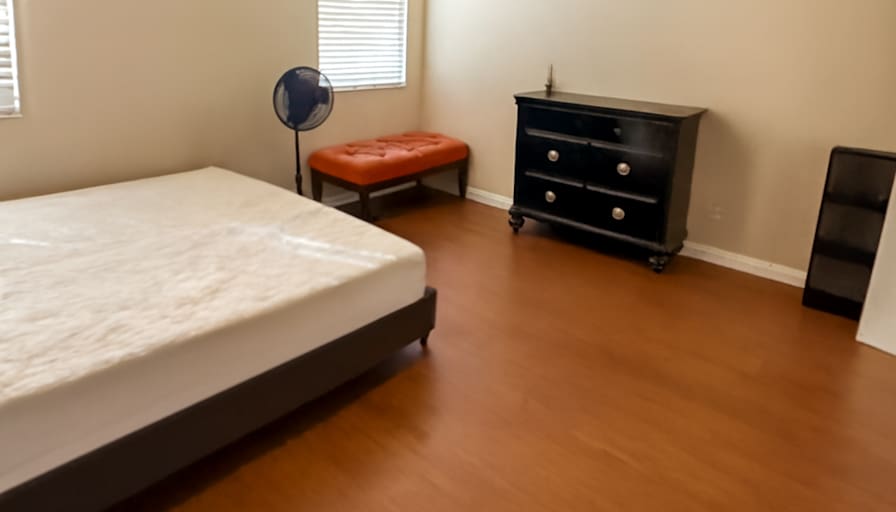Alma medel's room