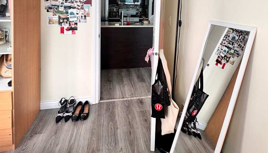 Alba Caselles's room