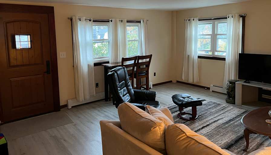 Stan Defreese's room