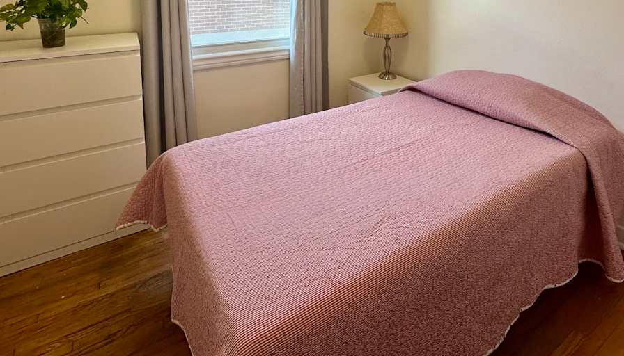 Manuela's room