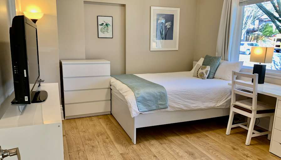 Summer's room