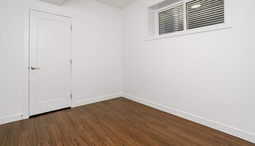 Yaju's room