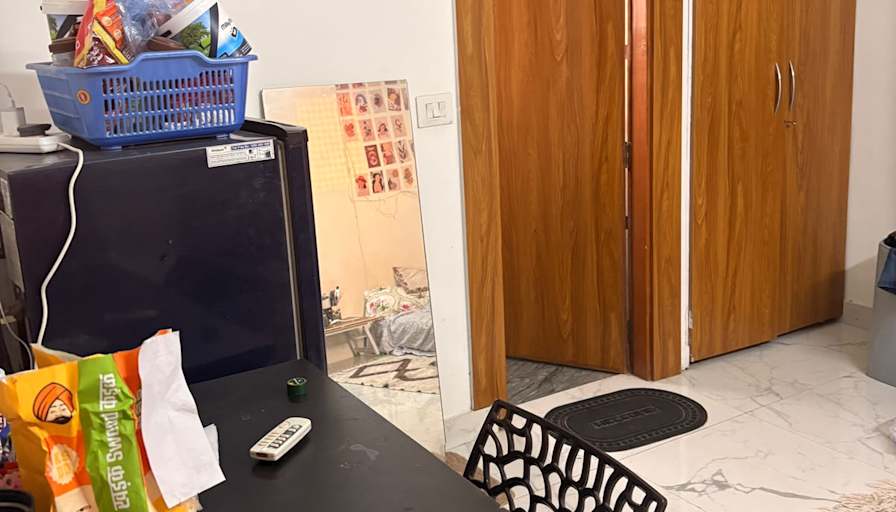 Rishu's room